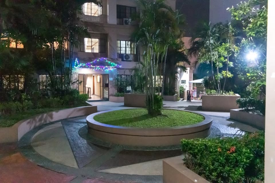 (Category: ) located in . Submitted by livefish.30f444 (Listing ID 1463684837, Image 1). Description: .