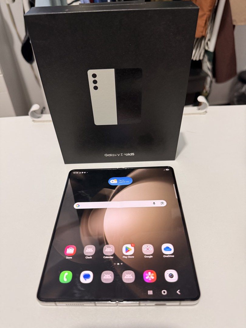 For Sale! Galaxy Z Fold5 (Category: Samsung) located in Makati City. Submitted by PacBridgG (Listing ID 1463692047, Image 1). Description: - Samsung Galaxy Z Fold5 - 512GB Storage - Includes original box and cord - Available for meetups in BGC or Robinsons Manila.
