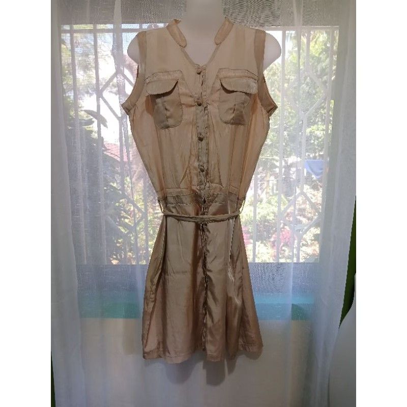 Forme dress (Category: Dresses) located in Naguilian. Submitted by impulsive.buyer02 (Listing ID 1463664258, Image 2). Description: small.