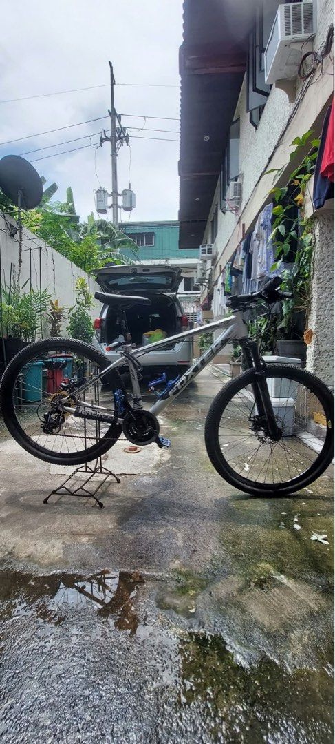 Foxter FT 302 27.5 (Category: Bicycles) located in Mandaluyong City. Submitted by hdvvv (Listing ID 1463608680, Image 1). Description: For Sale: Foxter FT 302 27.5 All stockcomponents Gears and Brakes: Still Functional but needs cleaning Wheels: Needs Cleaning and Checking Honest Damages: Dirty and a lot of rust. RFS: nakatambak lang sa bahay wala oras mag bike .