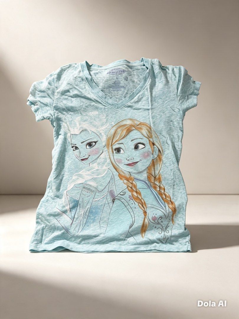 FROZEN TSHIRT COLLECTORS ITEM (Category: Shirts) located in Manila. Submitted by keedidooplayhouse (Listing ID 1463628203, Image 1). Description: .