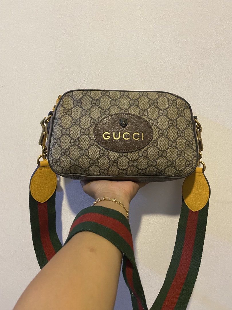 G U C C I CROSSBODYBAG (Category: Luxury Bags & Wallets) located in Manila. Submitted by laizacollections (Listing ID 1463707853, Image 1). Description: .