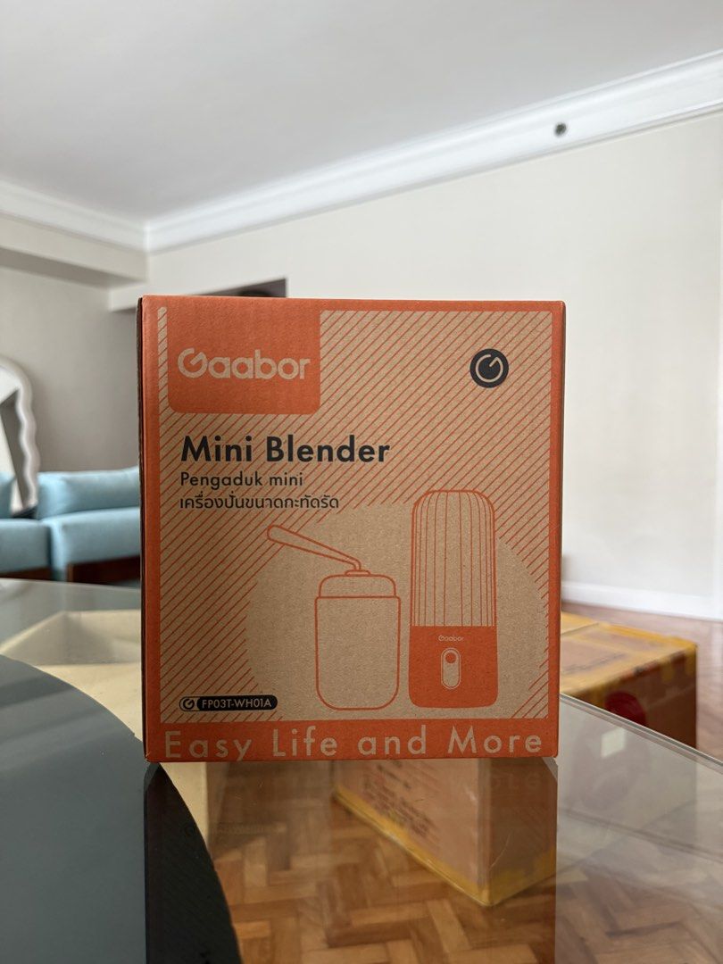 GAABOR PERSONAL BLENDER (Category: Juicers, Blenders & Grinders) located in Makati City. Submitted by TZ.Collections (Listing ID 1463591491, Image 2). Description: -BRAND-NEW -SLIGHTLY NEGOTIABLE -FREE SHIPPING WITHIN MAKATI.