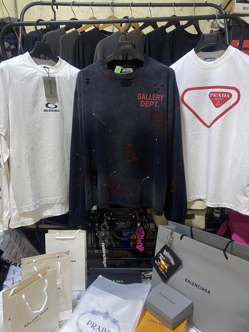 Gallery Dept. (Category: Activewear) located in Manila. Submitted by itachi1997 (Listing ID 1463683740, Image 1). Description: Gallery Dept. Php 1950 Dimes 27x24 ✨🖤🥀💫.