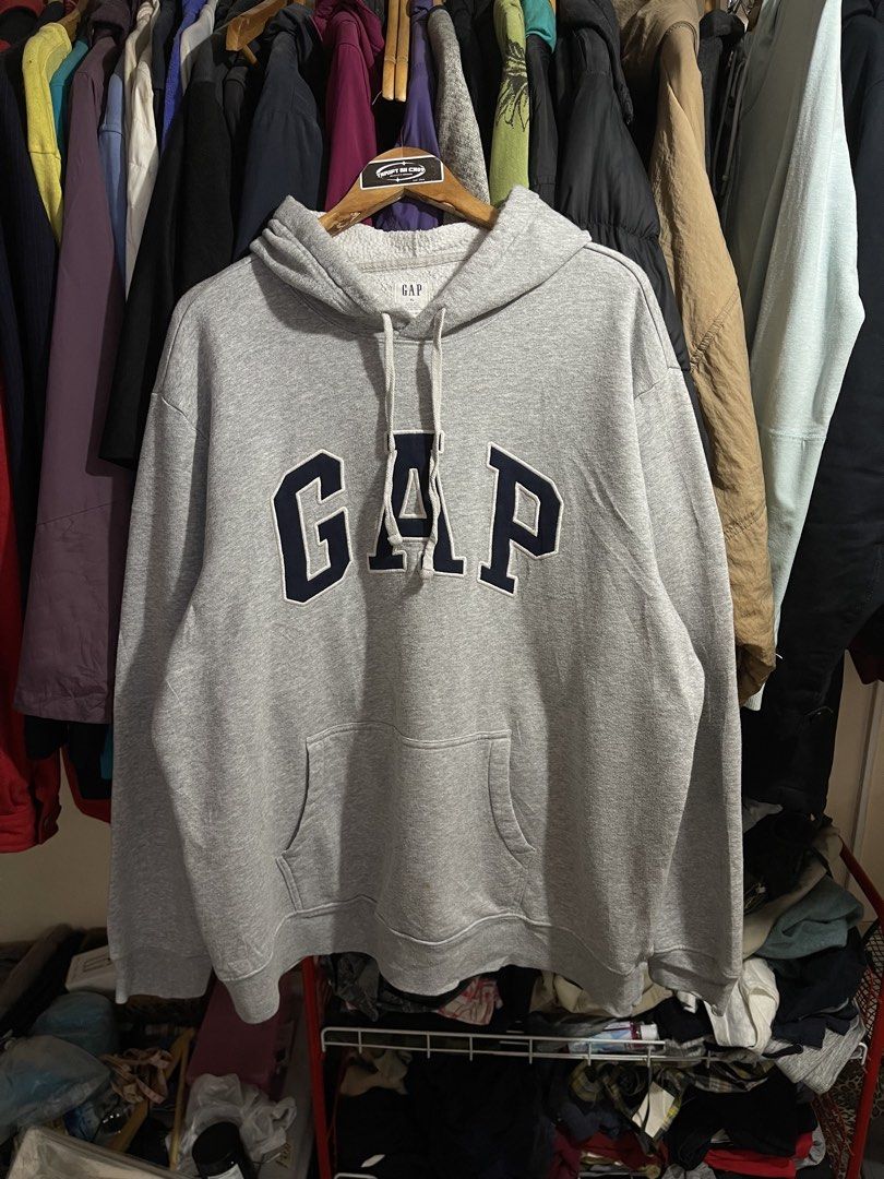 GAP Gray Logo Pullover Cotton Hoodie Men's (Category: Coats, Jackets and Outerwear) located in Cabuyao City. Submitted by jeirussamson897 (Listing ID 1463573301, Image 3). Description: GAP Gray Logo Pullover Cotton Hoodie Men's xl 25-26 width 29 length excellent condition needwash only has minimal stain 9/10 499+sf.