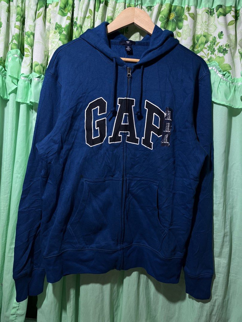 gap hoodie (Category: Coats, Jackets and Outerwear) located in Iloilo. Submitted by hade2.0 (Listing ID 1463737176, Image 1). Description: size medium excellent to like new.
