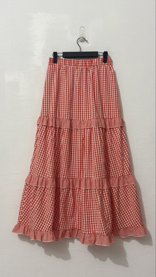Garterized orange gingham layered long skirt (Category: Skirts) located in Cordova. Submitted by thedecluterrer (Listing ID 1463569950, Image 1). Description: Waist 26-33 Length 37.