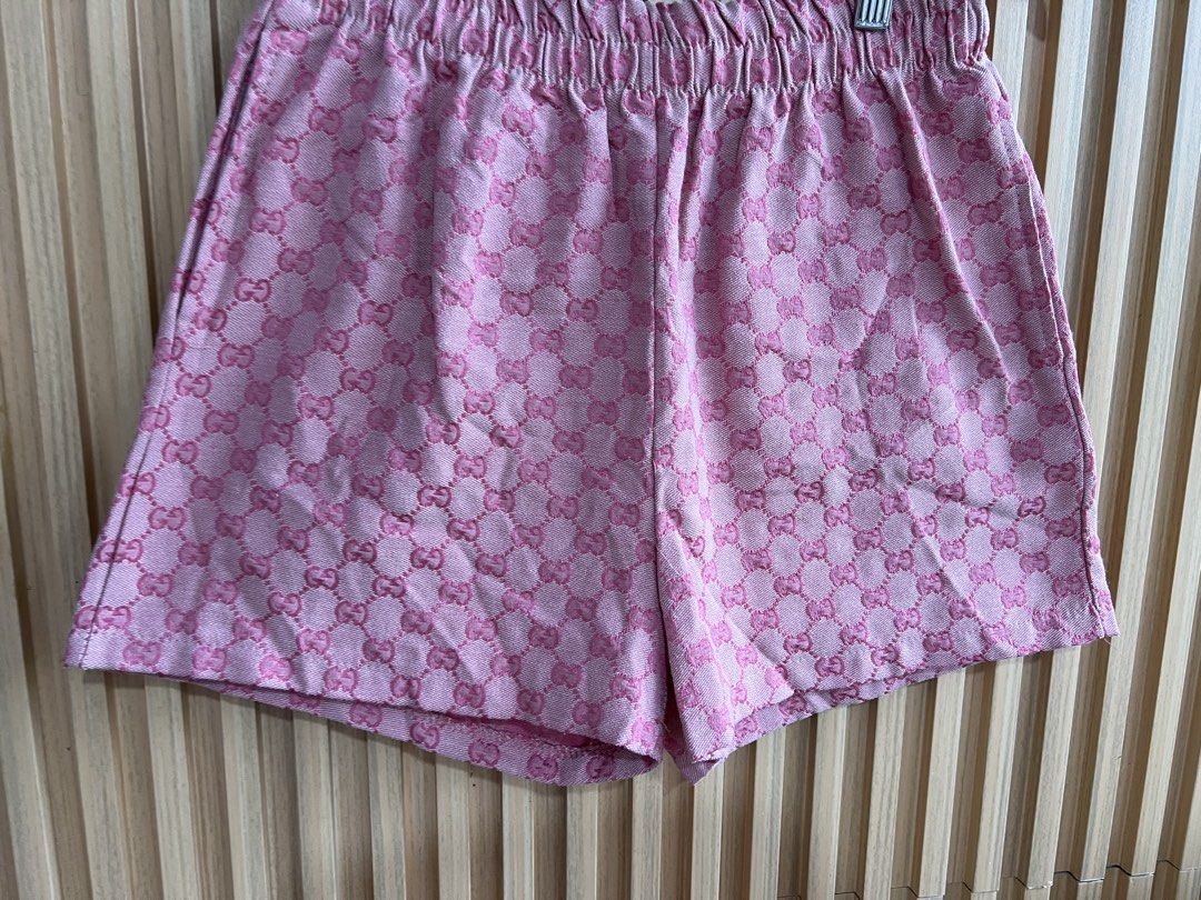 Gg (Category: Shorts) located in Lipa City. Submitted by thyra06 (Listing ID 1463663822, Image 3). Description: Gg shorts good as new💖🌸.