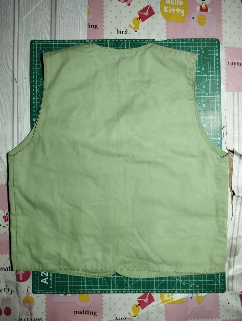 Ghoshuya Vest (Category: Vests) located in Makati City. Submitted by christhrift10 (Listing ID 1463606571, Image 3). Description: Ghoshuya Vest Best fit Medium 20x21.5 Good condition P150 Loc.Olympia, Makati Pick-up or delivery Gcash ready if J&T.