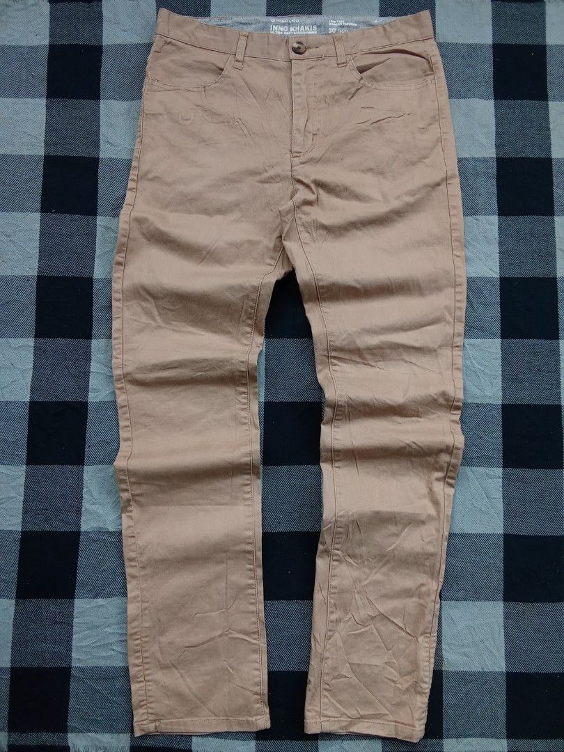 Giordano Chino pants (Category: Chinos) located in Polomolok. Submitted by timog_high_ice_v2 (Listing ID 1463669959, Image 1). Description: - Nylon Material - Size S - Waist 30 - Length 40 - Modern Tapered - Low-rise Pogi nito🫶.