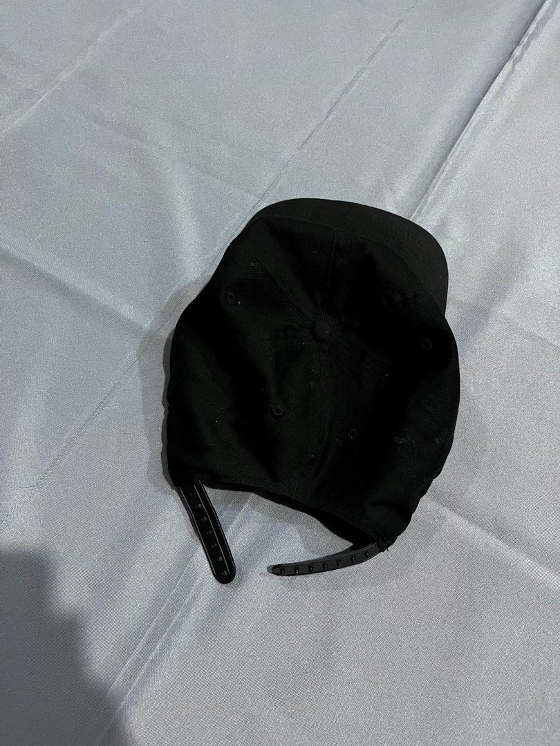 Golf Wang “Call Me If You Get Lost” Panel 🧢 (Category: Caps & Hats) located in Bacolod City. Submitted by used.garms11 (Listing ID 1463674365, Image 2). Description: Authentic Color rate: 9.5 or better Excellent condition Needs wash only 100% Cotton Made in USA 2300 .