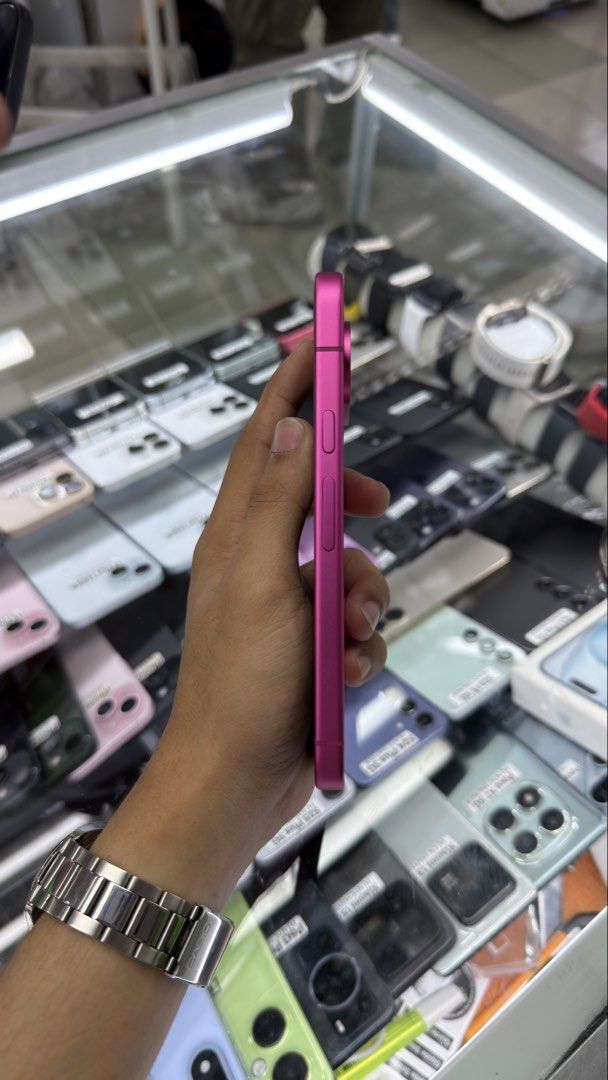 Google Pixel 11 256gb Factory Unlocked US Version (Category: Google Pixel) located in Manila. Submitted by carimgadgets (Listing ID 1463635910, Image 3). Description: .