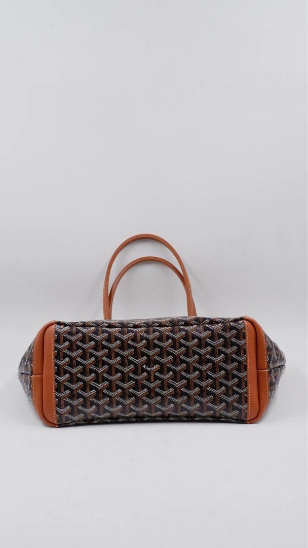 Goyard artois Pm size (Category: Luxury Bags & Wallets) located in Quezon City. Submitted by slluxury_ph (Listing ID 1463567756, Image 3). Description: Overall Condition: Mint Exterior Condition: Mint Interior Condition: Mint Rank: A+ Material: Goyardine Canvas Made in: Calfskin Leather Color: Tan/Black Measurements: L40CM X W14CM X H25CM Hardware: SHW Inclusions: Originak Dustbag.