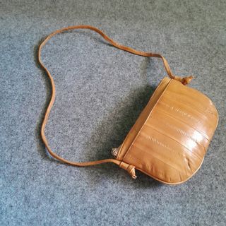 (Kategori: ) berada di . Dikirim oleh tas_kresek (ID iklan 1463595921, Gambar 1). Deskripsi: .