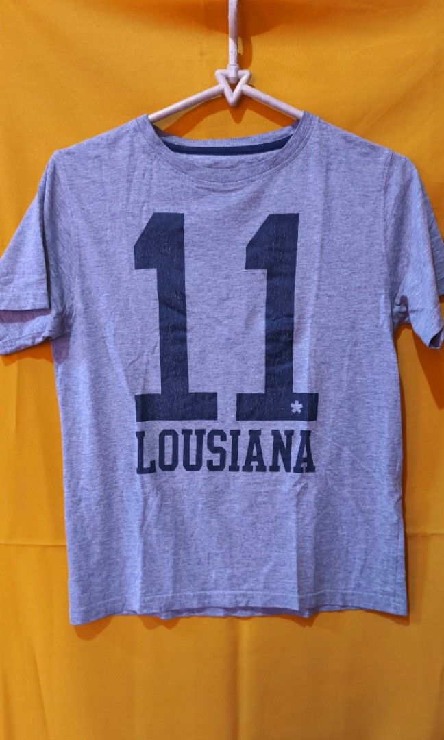 Gray Tshirt unisex (Category: Tshirts & Polo Shirts ) located in Bacoor. Submitted by kaykay858 (Listing ID 1463651381, Image 1). Description: .