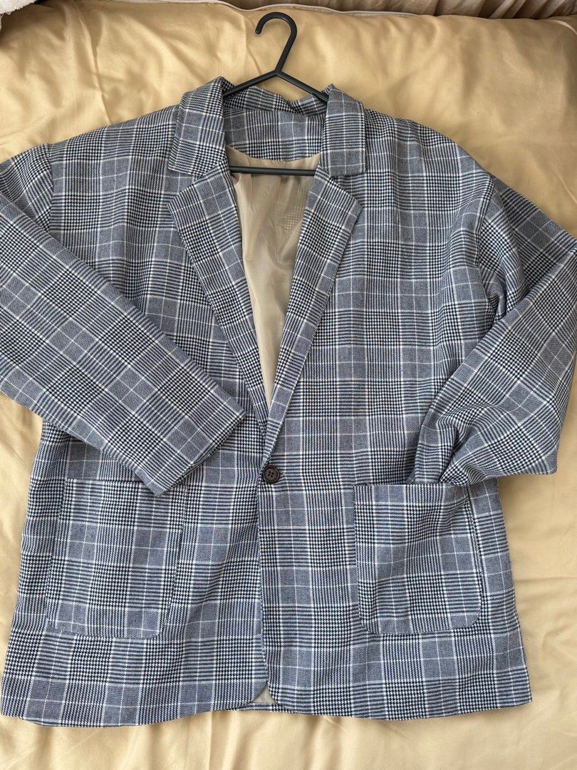 Grey Plaid Blazer (Category: Coats, Jackets and Outerwear) located in Marikina City. Submitted by sweet_lemonade (Listing ID 1463590924, Image 2). Description: - Grey and white plaid pattern - Single button closure - Two front pockets - Fully lined interior - size medium to large.