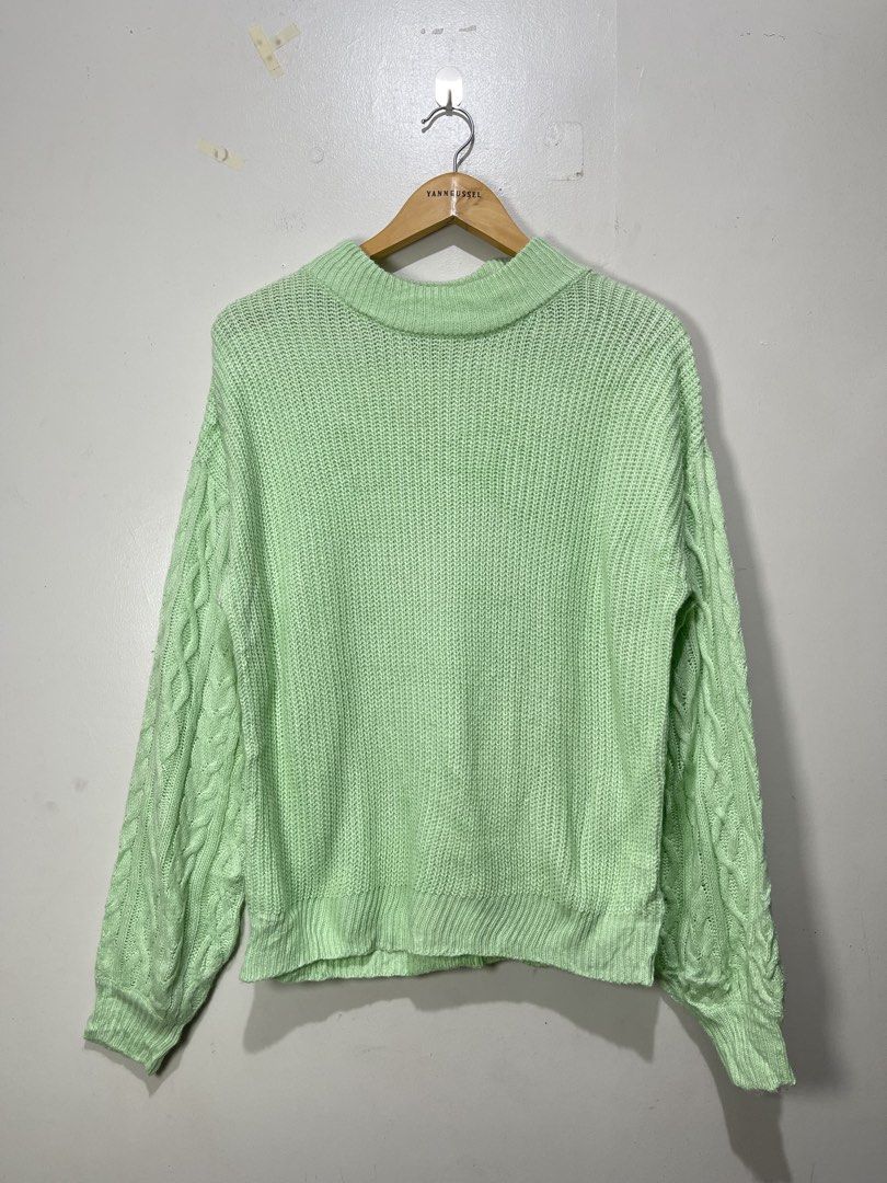 GU by Uniqlo Knit Sweater (Category: Coats, Jackets and Outerwear) located in Davao. Submitted by yannrussel00 (Listing ID 1463584714, Image 1). Description: Size Large on tag Dimes W20 x L26 laid flat Condition 10/10 No issue REMINDER‼️ Items will be marked SOLD once sold. I will no longer reply to messages asking if the item is available..