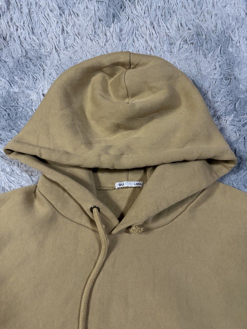 GU Earth Tone Plain Hoodie (Category: Hoodies) located in Baao. Submitted by revamped.co (Listing ID 1463670529, Image 2). Description: GU Khaki Plain Hoodie Excellent Condition Size Large 23 by 28 Inches No Issue Need wash only.