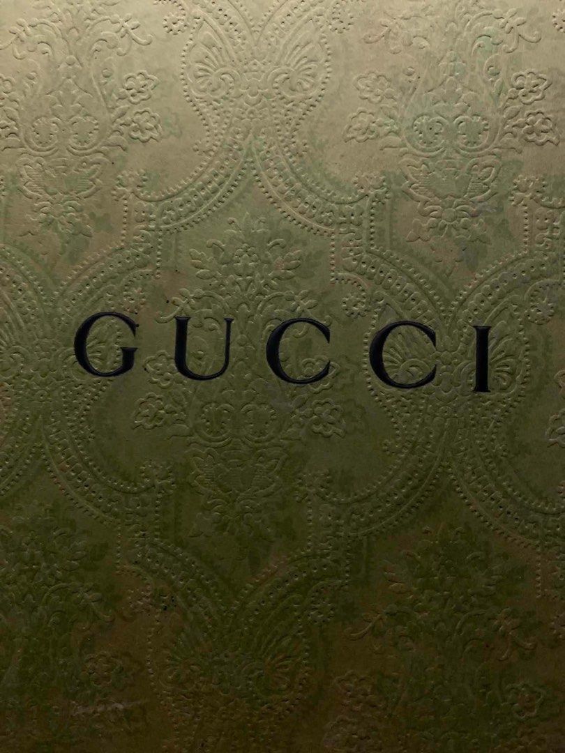 GUCCI INTERLOCKING G HORSEBIT LEATHER LOAFERS WITH BOX (Category: Loafers) located in Caloocan City. Submitted by justineaca31463 (Listing ID 1463621742, Image 1). Description: ✨ GUCCI INTERLOCKING G HORSEBIT LEATHER LOAFERS — FOR SALE ✨ Steal this timeless Gucci classic for only **₱23,000 NEGOTIABLE!** 🤎 👞 Details: • Gucci Interlocking G Horsebit Leather Loafers • Size: 36 ½ • Bought in Qatar 🇶🇦 • Used for less than a year • Still in good co