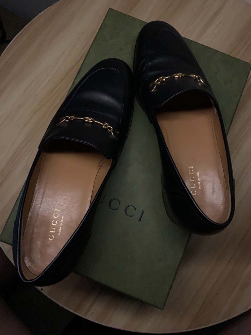 GUCCI INTERLOCKING G HORSEBIT LEATHER LOAFERS WITH BOX (Category: Loafers) located in Caloocan City. Submitted by justineaca31463 (Listing ID 1463621742, Image 3). Description: ✨ GUCCI INTERLOCKING G HORSEBIT LEATHER LOAFERS — FOR SALE ✨ Steal this timeless Gucci classic for only **₱23,000 NEGOTIABLE!** 🤎 👞 Details: • Gucci Interlocking G Horsebit Leather Loafers • Size: 36 ½ • Bought in Qatar 🇶🇦 • Used for less than a year • Still in good co