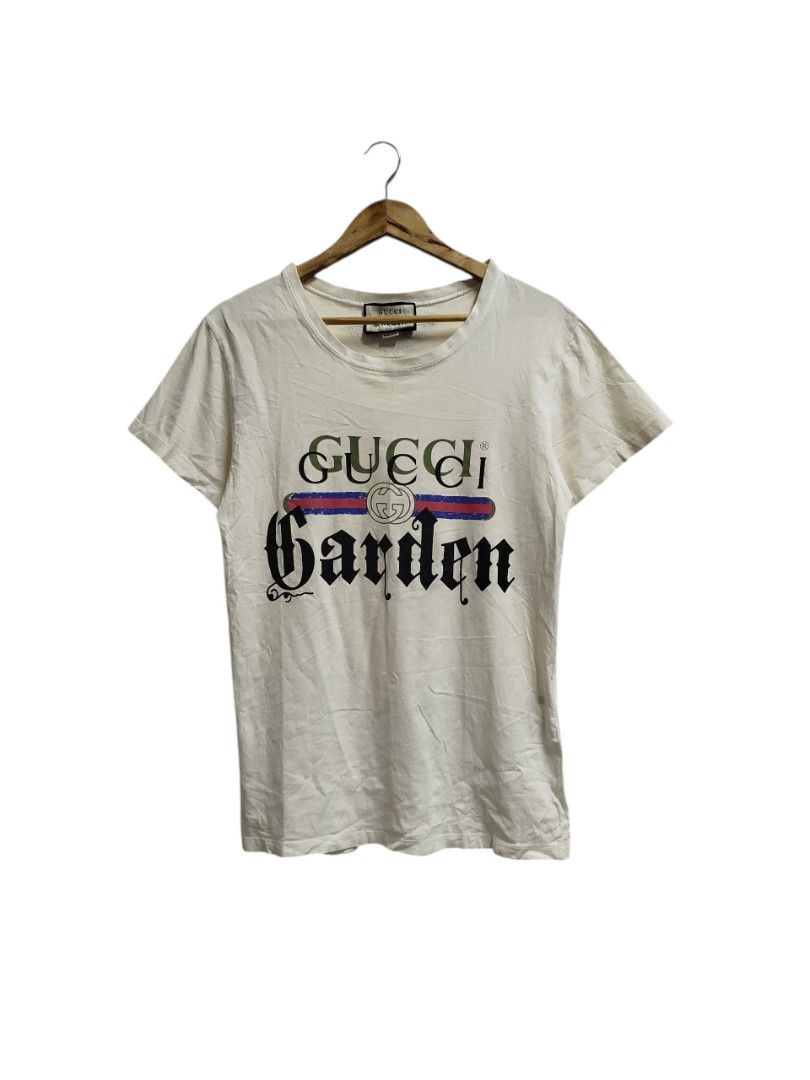 GUCCI X GARDEN SHIRT (Category: Shirts) located in Bayombong. Submitted by Gentlemans_ClosEt (Listing ID 1463670910, Image 1). Description: GUCCI X GARDEN SHIRT SIZE SMALL ON TAG DIMES: W18 X L27 GOOD CONDITION NO ISSUE.