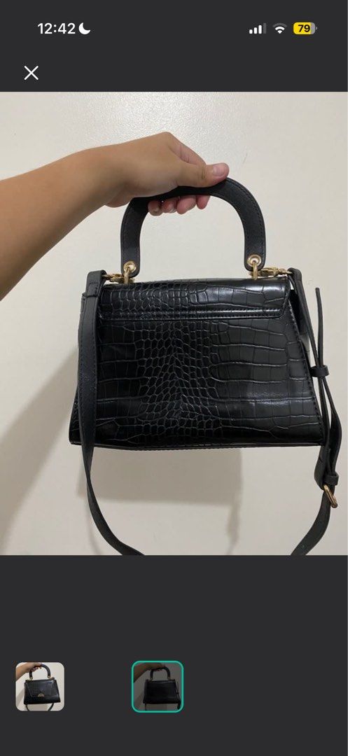 Guess Croc Embossed Top Handle Bag (Category: Shoulder Bags) located in Manila. Submitted by cb_curations (Listing ID 1463713156, Image 2). Description: Authentic Guess handbag in black .