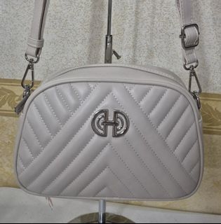 (Category: ) located in . Submitted by dailyhappyfinds (Listing ID 1463583108, Image 1). Description: .
