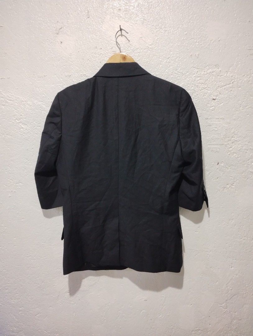 HAMNETT Double Breasted coats (Category: Coats, Jackets and Outerwear) located in Imus. Submitted by darylg88358770 (Listing ID 1463562884, Image 3). Description: - Brand: HAMNETT - Color: Black - Style: Double-breasted - Size: Medium (M) - Details: Gold-tone buttons, classic lapel - Versatility: Perfect for dressing up or down the items trifted fresh from bale need wash .