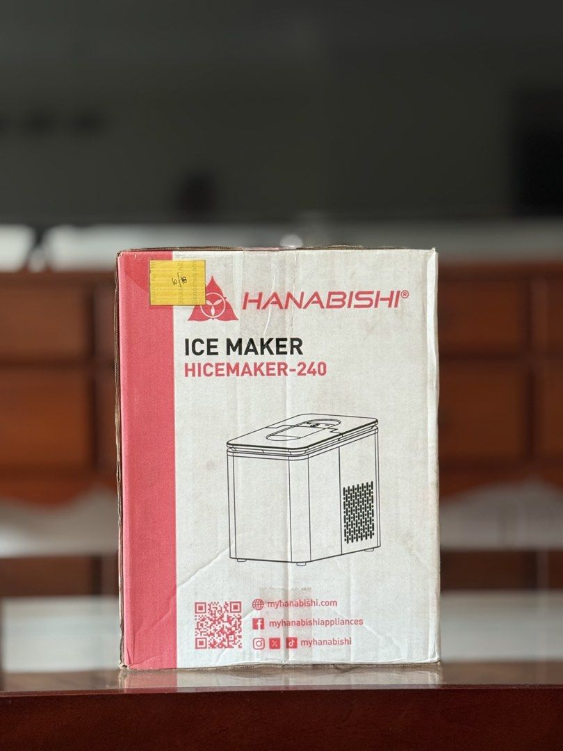HANABISHI ICE-MAKER (Category: Other Kitchen Appliances) located in Makati City. Submitted by TZ.Collections (Listing ID 1463590052, Image 2). Description: -BRAND-NEW -SLIGHTLY NEGOTIABLE -FREE SHIPPING WITHIN MAKATI.