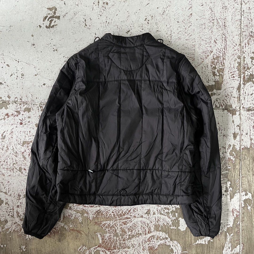 HARLEY DAVIDSON PUFFER WOMENS JACKET✨ (Category: Coats, Jackets and Outerwear) located in Iloilo. Submitted by anonymous_ph (Listing ID 1463624296, Image 2). Description: HARLEY DAVIDSON PUFFER WOMENS JACKET✨ MEDIUM SHOULDER-15.5 WIDTH PIT TO PIT- 18 LENGTH- 20.5 HEM- 18.5 SLEEVE LENGTH FRM ARMPIT-21.5 CR:9.5/10 EXCELLENT / NO FLAWS DM IF INTERESTED 📩.