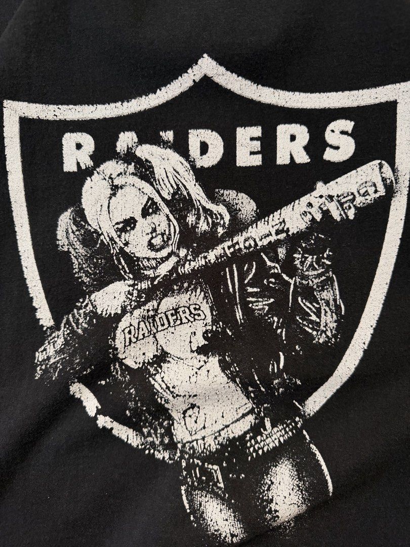 Harley Quinn Raiders tee shirt (Category: Tshirts & Polo Shirts ) located in Santa Rosa. Submitted by arvintage.ph (Listing ID 1463696973, Image 2). Description: Tagged: XL on tag Width 22” | Length 29” Condition: Lightly used Issue(s): Minimal hairline crackprints.