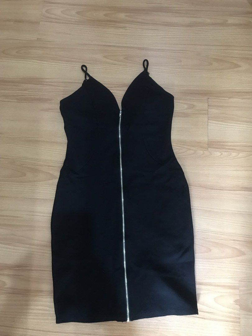 Haute Monde - strappy dress (Category: Dresses) located in Marikina City. Submitted by LoveLocalbyPAF (Listing ID 1463605230, Image 1). Description: Strappy dress, like new Haute monde brand Size large on tag.