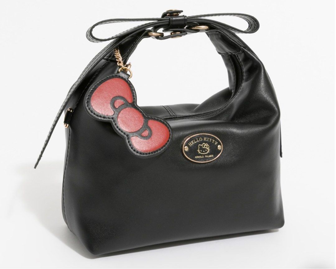 Hello Kitty x Arnold Palmer Hand / Shoulder Bag (Category: Cross-body Bags) located in Quezon City. Submitted by beckyshop2024 (Listing ID 1463655019, Image 3). Description: - Brand new with tag - Original from Taiwan - Hello Kitty collaboration with Arnold Palmer.
