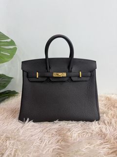 (Category: ) located in . Submitted by jlsluxuryfinds (Listing ID 1463719562, Image 1). Description: .
