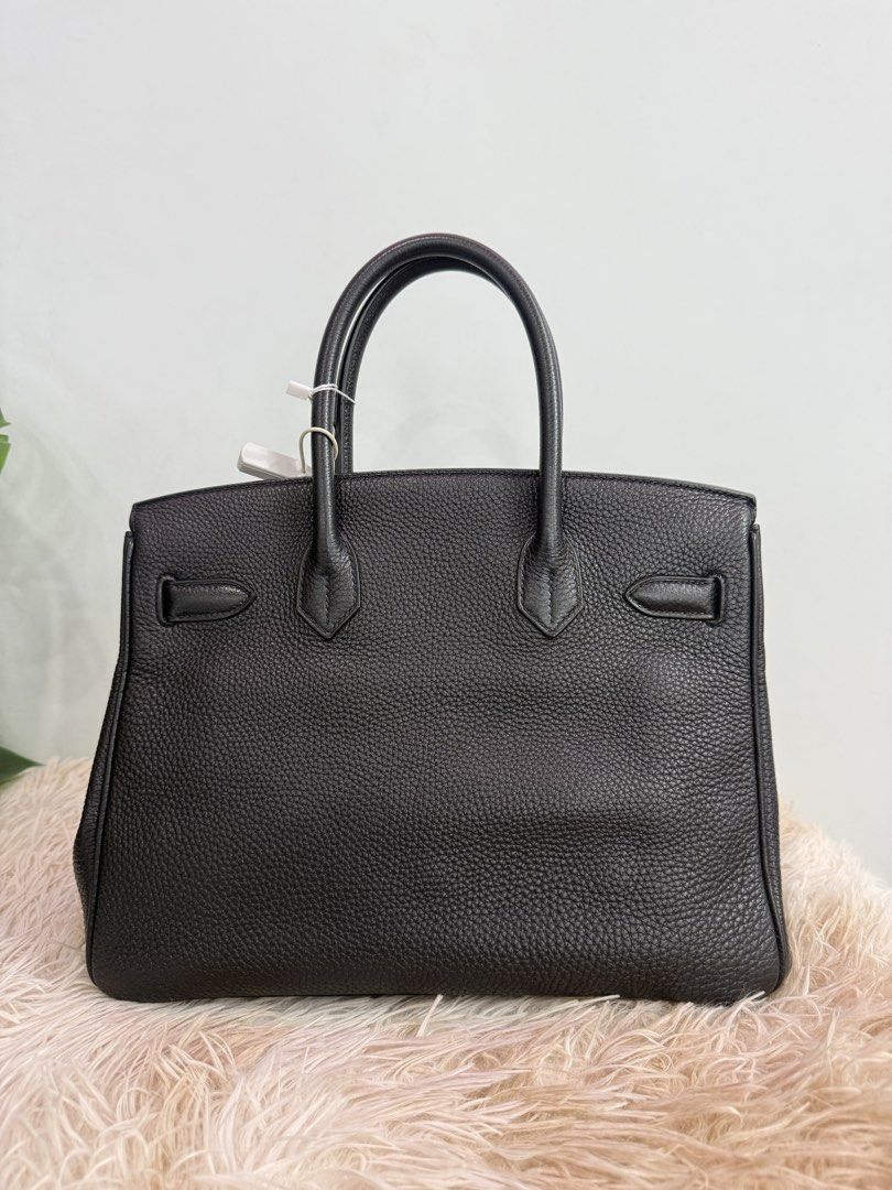 Hermes Birkin 30 Square Q (Category: Luxury Bags & Wallets) located in Manila. Submitted by jlsluxuryfinds (Listing ID 1463719827, Image 2). Description: Hermes Birkin 30 Black Square Q Box, lockset & authentication .