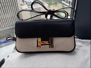 （分類：）位於 。 由 bellize.luxury 提交（商品編號 1463598014，圖片 1）。簡介： 。