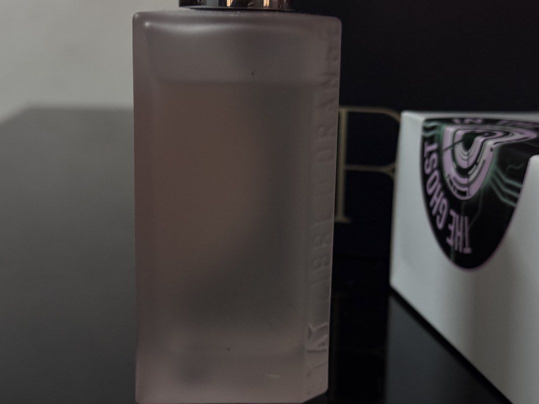 HIGH PARTIAL (Category: Fragrance & Deodorants) located in Kuala Lumpur. Submitted by cam_90 (Listing ID 1463706184, Image 2). Description: Partial to let go Rm 450 onlyyyy Free shipping If anyone interest hit me up Can cod area kl only Ada sedikit defect sbb terkena iron Bought at Trove trx .