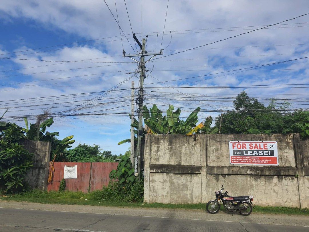 Hindang, Leyte. Lot For Sale (Category: Lot) located in Cebu City. Submitted by theanthropologist (Listing ID 1463660849, Image 3). Description: 📍 LOT FOR SALE – MAHARLIKA HIGHWAY, HINDANG, LEYTE 🏡 Prime Highway-Front Property for Sale Looking for a residential or commercial lot in a strategic location? This property is situated directly along Maharlika Highway, Hindang, Leyte, offering excellent accessibility and visibility. ✅ Along Maharlika 