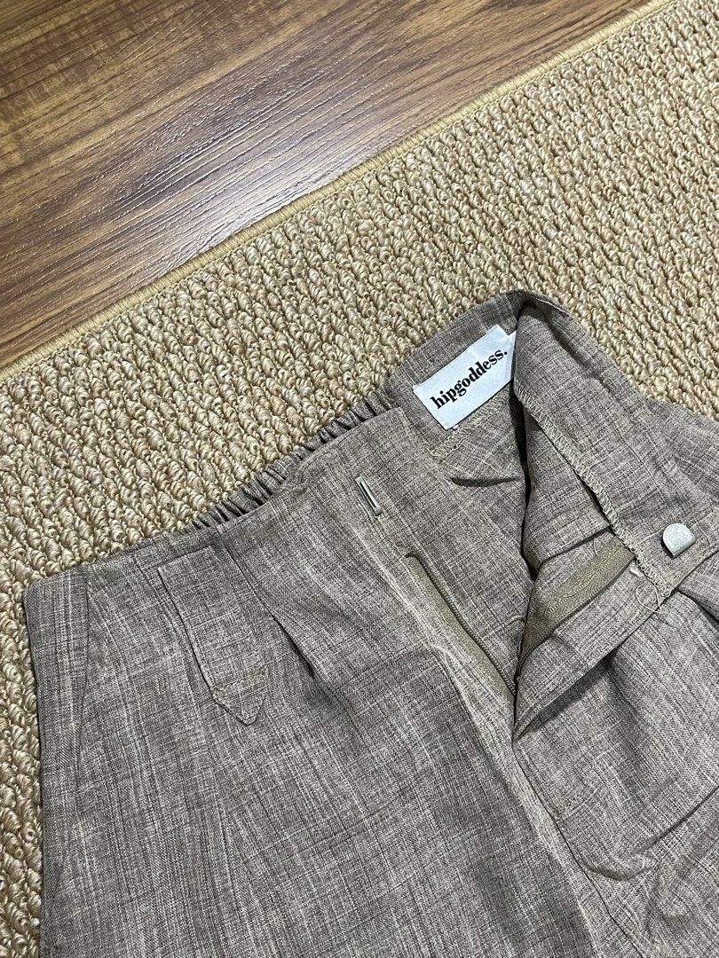 HipGoddess Esther Trousers - XS (Category: Jeans) located in Pasig City. Submitted by miafml-closet-cleanout (Listing ID 1463580213, Image 1). Description: posted price is fixed! will not respond to hagglers. get a discount when you get 5+ items! 💵 mop: gcash / bdo / maribank / unionbank 🛵 courier: any. this is arranged & paid by the buyer. all items are left at the lobby for pick up. 🙅🏻‍♀️ no requested worn photos ❌ no meet-ups.