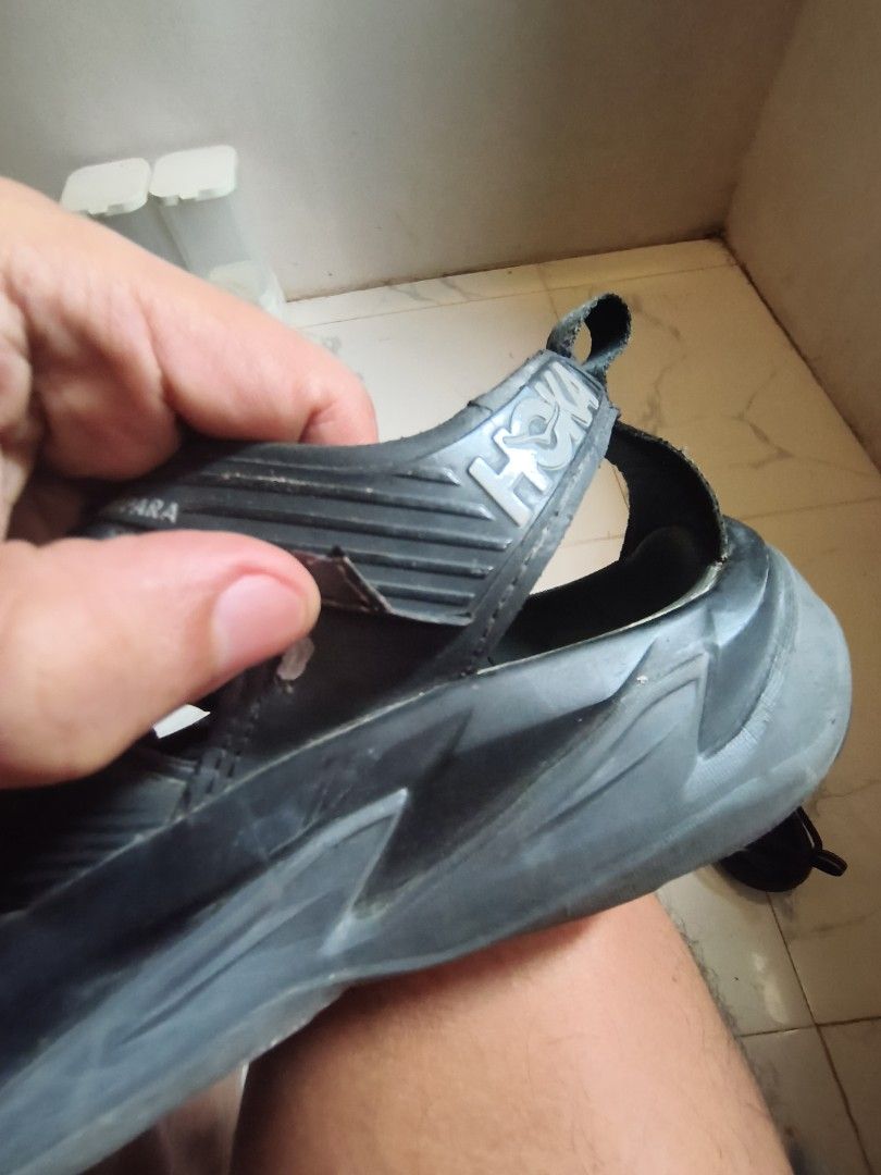 Hoka Hopara Black Sandals (Category: Slippers & Slides) located in San Juan City. Submitted by japesman (Listing ID 1463716634, Image 3). Description: For sale Hoka Hopara Sz 10.5 US M Selling for 1.6k Check photos for minor issue Taguig, Pateros Loc RFS: decluttering, di na nagagamit.