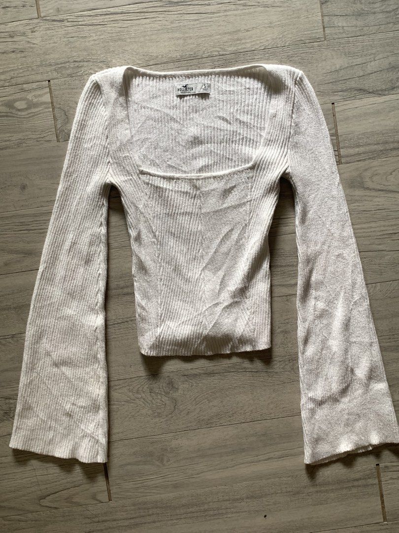 Hollister (Category: Activewear) located in Manila. Submitted by sgthriftmanila2.0 (Listing ID 1463657730, Image 3). Description: .