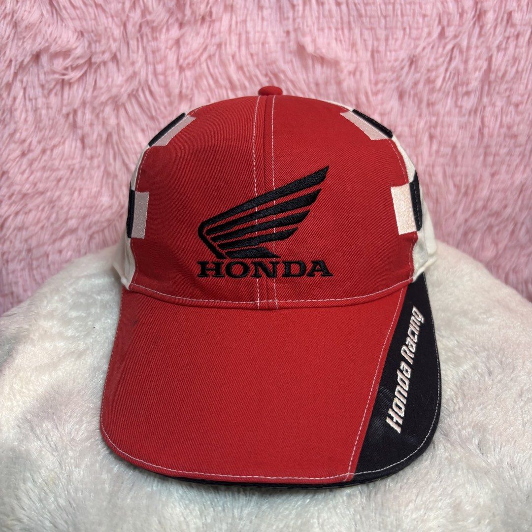 Honda racing (Category: Caps & Hats) located in Banga. Submitted by akosiloco (Listing ID 1463686177, Image 1). Description: Honda racing good as new Plus sf.
