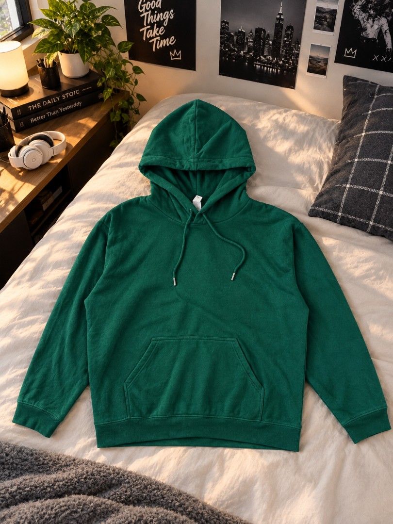 Hoodie (Category: Hoodies) located in Kabankalan. Submitted by karlkulot_crystal (Listing ID 1463676435, Image 3). Description: hoodie jacket po pm na lng sa details 280+sf each po good as new yan walang issue pm na lng po for more details.