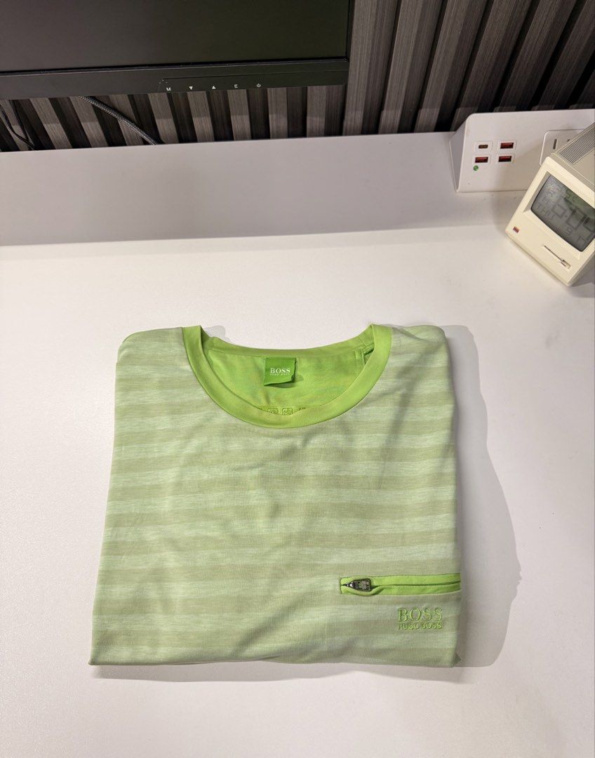 Hugo Boss (Category: Activewear) located in Bulacan. Submitted by jomar_0705 (Listing ID 1463595683, Image 1). Description: Hugo Boss Large on tag W22 L29 Good condition Stain.