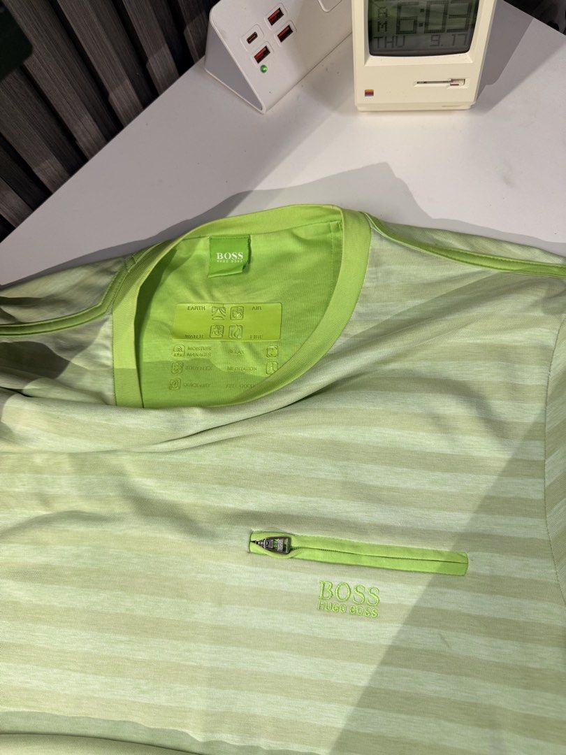 Hugo Boss (Category: Activewear) located in Bulacan. Submitted by jomar_0705 (Listing ID 1463595683, Image 3). Description: Hugo Boss Large on tag W22 L29 Good condition Stain.