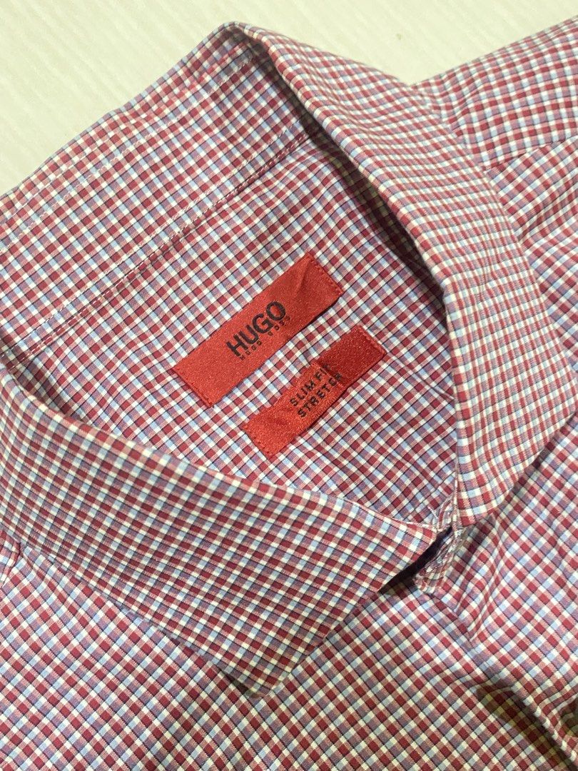 Hugo Boss Slim Fit Stretch Long Sleeves (Category: Tshirts & Polo Shirts ) located in Kalibo. Submitted by zamizeeamari21 (Listing ID 1463655976, Image 2). Description: Hugo Boss Long Sleeves - dimes 20x30 - sleeve length 26 - like new condition - no issue .