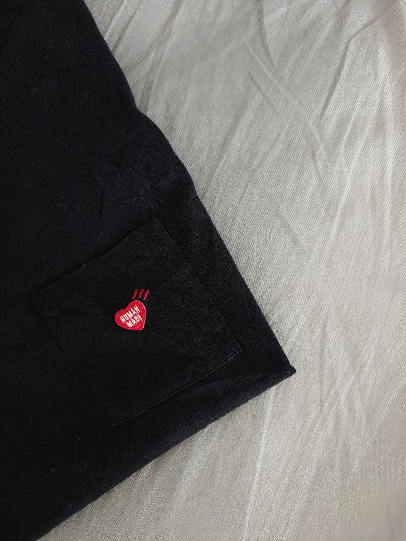 HUMAN MADE TEE (Category: Tshirts & Polo Shirts ) located in Jaclupan. Submitted by bestleaves.vtg (Listing ID 1463611363, Image 3). Description: HUMAN MADE TEE BRANDNEW CONDITION NO FLAWS AUTHENTIC LARGE.