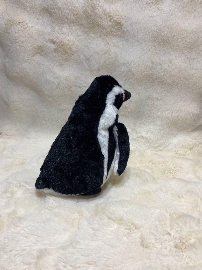 Humboldt Penguin plush (Category: Plushies & Soft Toys) located in Kalibo. Submitted by ollie_stuffshop (Listing ID 1463563485, Image 2). Description: Before you send your inquiries: ❗️Last Price is already posted ❗️Manage your expectations, WYSIWYG ❗️May need washing ❗️Dropoff is every Wednesday & Sunday.