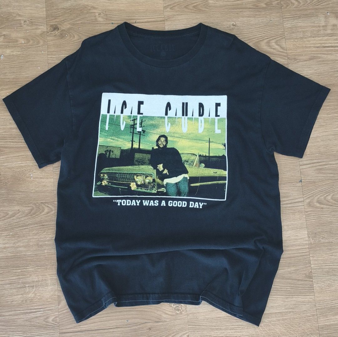 Ice Cube (Category: Coats, Jackets and Outerwear) located in Manila. Submitted by aye_posadas (Listing ID 1463681118, Image 1). Description: .