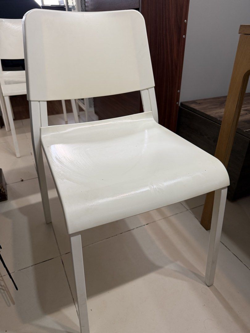 Ikea Teodores (Category: Chairs) located in Quezon City. Submitted by callmeo (Listing ID 1463592508, Image 1). Description: FOR SALE: IKEA TEODORES CHAIRS 🤍 Anyone interested in getting IKEA Teodores chairs? Selling for ₱1,000 each only! 🪑 IKEA TEODORES Chair 🤍 White 💰 ₱1,000 each 🏷️ IKEA price: ₱1,599 Get all 4 and I can give you a discount! 😊 Pick up: The Orabella 21st Avenue Proj. 4 QC PM me if interested. Thank you!.